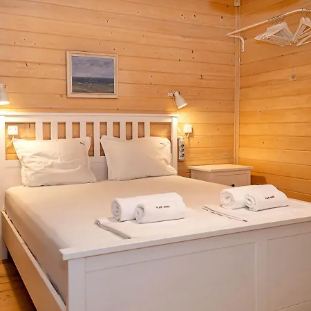 Blue Shutters - - 3 Bedrooms & Large Yard By Flat Manаger Holiday home *