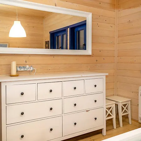 Holiday home Blue Shutters - - 3 Bedrooms & Large Yard By Flat Manаger *