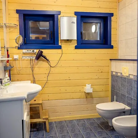 Blue Shutters - - 3 Bedrooms & Large Yard By Flat Manаger